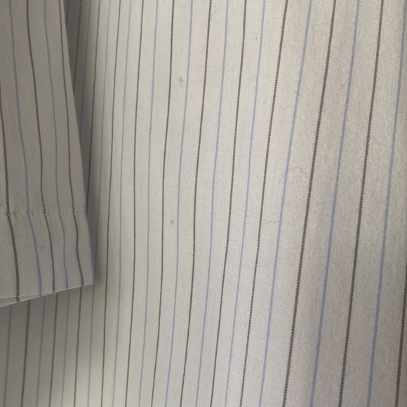 Old Navy White Short Sleeve Button-Up with Light Blue & Brown Pinstripe Sz XXL - Picture 9 of 9